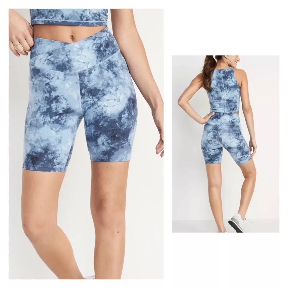 Old Navy Blue Tie-dye Extra High-Rise Biker Shorts with Cross Cross Waist